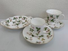 WEDGWOOD Wild Strawberry 食器セット - メルカリ