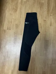 ナイキ レディース レギンス