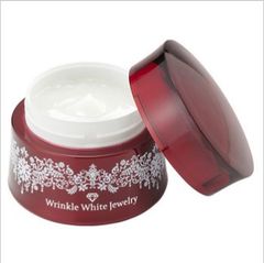 新品未使用 Magician Cream50g小顔マジシャンきゅっとお顔クリーム 