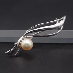 J648 本真珠 7.6mm珠 パール SILVER刻印 ブローチ デザイン シルバー コサージュ 6月誕生石