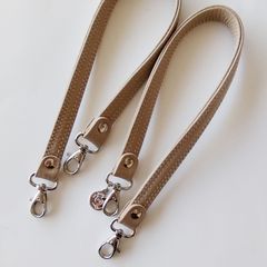 Item thumbnail for item cc0d353e-1fcd-422f-9c47-513f25440c65