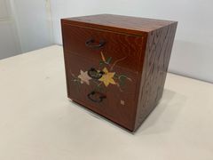 幸運の桐 蒔絵 小箪笥 やまごの桐/小物入れ/ミニタンス/二段引き出し