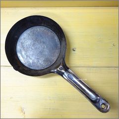 Item thumbnail for item 274c3013-4b53-4eb4-b79f-7ca22d01eddb