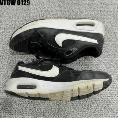 ナイキ エアマックス ブラック/白 スニーカー