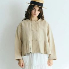 ecoさま専用】かぐれ Quilted short coat アイボリー - メルカリ