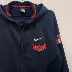 ナイキ サーマフィット USA ロゴ コットン フードジップアップ
