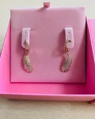 スワロフスキーSwarovski Nice ドロップピアス フェザー 2way
