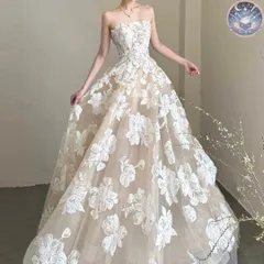 新品 未使用 レディース ウェディングドレス フォーマルドレス パーティードレス 花柄がオシャレで美しい ベア イブニングドレス