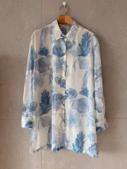 日本製 シースルー花柄長袖ブラウス ブルー ホワイト