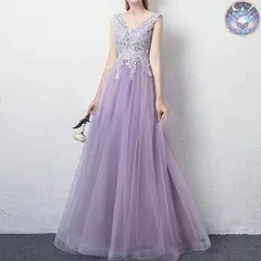 新品 未使用 レディース ウェディングドレス フォーマルドレス パーティードレス リーフ柄の様なオシャレなデザインのVネック ドレス パープル