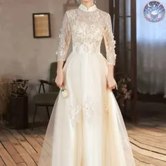 新品 未使用 レディース ウェディングドレス フォーマルドレス パーティードレス 花柄レースにお花のデザインが美しい 七分袖のイブニングドレス