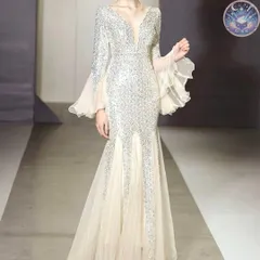 新品 未使用 レディース ウェディングドレス フォーマルドレス パーティードレス お袖にスカートのデザインがオシャレなスパンコールロングドレス