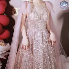 新品 未使用 レディース ウェディングドレス フォーマルドレス パーティードレス スパンコールがゴージャスで肩のリボンが可愛いイブニングドレス