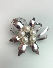 ヴィンテージ 本真珠 アコヤパール ブローチ SILVER刻印 シルバー 6.0mm珠 フラワーモチーフ リーフデザイン