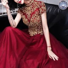 新品 未使用 レディース ウェディングドレス フォーマルドレス パーティードレス ゴールドのデザインがゴージャスな半袖 イブニングドレス