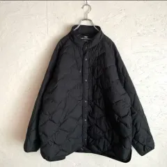 ユニクロ ホワイトマウンテニアリング 軽量 ダウン 4XL