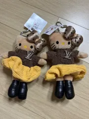 サンリオ ハローキティ ぬいぐるみ キーホルダー 新品