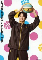 Item thumbnail for item 37b32bb9-ddb7-4d6f-823a-0001e0c343d5