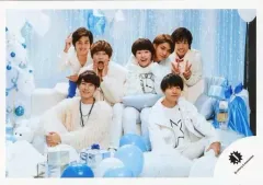 【中古】生写真(ジャニーズ) 関西ジャニーズJr./集合(7人)/横型・膝上・座り・衣装白・佐野両手ピース・藤原両手頬/17冬 関西ジュニア「X’mas SHOW 2017」グッズ撮影オフショット/公式生写真