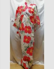 浴衣　花柄　白地　赤　緑　リユース品　#2-2　Yukata, floral pattern, white, red, green, reused item