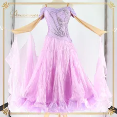 社交ダンス 衣装 スタンダードドレス ワンピース ドレス スタンダード ラベンダー 紫 フリル フロート デモ 競技 ダンス パーティ 発表会 レース 光沢 パープル系 フェミニン おしゃれ 可愛い ふんわり ショー 楽しい キラキラ 上品 輝き
