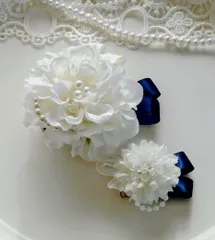 親子コサージュ　入園式　入学式　卒園式　卒業式　ホワイト系　ダリア　マム