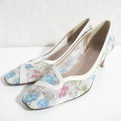 美品 Kanematsu 銀座かねまつ フラワーメッシュ パンプス 24cm オフホワイト レディース 古着 中古 USED