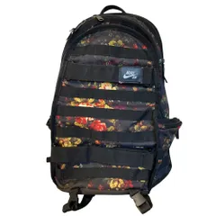 2026年最新】ナイキ 花柄 リュックの人気アイテム - メルカリ