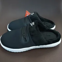 ナイキ コートバーロウ ブラック ファー スリッパ 230