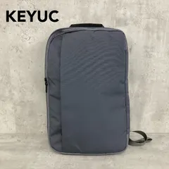 美品 KEYUC ケユカ N撥水 1ROOM スリムリュック チャコールグレー ビジネスリュック バックパック PC収納 A4 撥水加工 通勤 通学 軽量 男女兼用 カバン 鞄 かばん シンプル おしゃれ 無地 仕事用 スリム 出張 旅行 ★ ■■