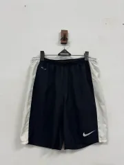 (33-34) アディダス ドライフィット ショーツ ハーフパンツ