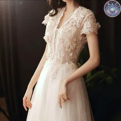 新品 未使用 レディース ウェディングドレス フォーマルドレス パーティードレス 花柄が美しい袖ありチュールイブニングドレス