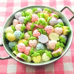 【1037】100個 デコパーツ ミニチュア ミニサイズ いちご ミックス まとめ売り