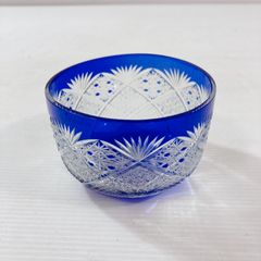 江戸切子堀口硝子八角龍目文瑠璃釉色高台盃 検薩摩切子 - メルカリ