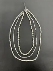《韓国輸入》　３連パールネックレス