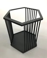 【良品】鉢カバー 植木鉢カバー 鉢ケース 観葉植物 園芸用品 黒 ブラック 鉄製 アイアン 6角 インテリア 雑貨 小物 ヨガマットスタンド 高さ18.5㎝