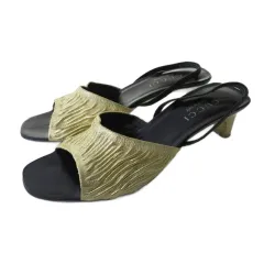 グッチ GUCCI サンダル シューズ ローヒール メタリック ゴールドカラー ブラック 35C 22cm