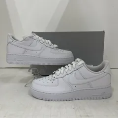 06w18673 NIKE WMNS AIR FORCE 1 ’07 ホワイト 24.5ｃｍ　タグ付き　未使用品　  24.5cm UK5 ユニセックス  スニーカー  【中古品】