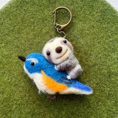 羊毛フェルト ハンドメイド ハシビロコウとどんぐり キーホルダー