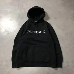 GQ4688◇UNDEFEATED : STENCIL LOGO PULLOVER HOOD◇L◇黒のサムネイル