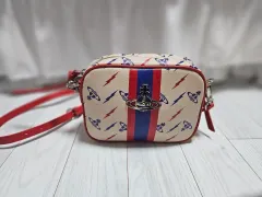 ヴィヴィアン・ウエストウッド カメラバッグ クロスバッグ