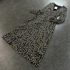 新品 未使用 ZARA ザラ 長袖 シャツワンピース ドレス Vネック フレア 花柄 総柄 タグ付き レディース