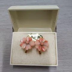 沖縄　本珊瑚　ピンク珊瑚　イヤリング　アクセサリー　花型　L1781