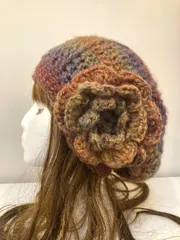 ハンドメイド　ブラウンレインボー　ベレー帽　ニット帽　ビーニー