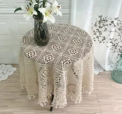 レース編み　 95ｃｍ　円形テーブルクロス　 　 クリーム色