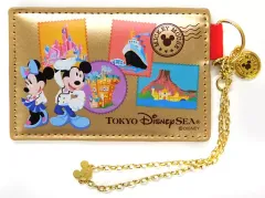 【中古】雑貨 ミッキー＆ミニー パスケース＆チャームセット 「JAL×ディズニーシー プライベート・イブニング・パーティー」 イベント配布品