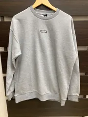 未使用品！OAKLEY オークリー  スウェット トレーナー FOA406487  グレー  ＸＬサイズ　平塚店 衣料品のサムネイル