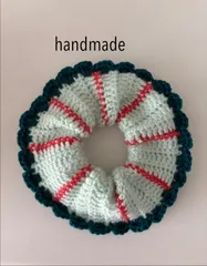 ハンドメイド　かぎ針編みシュシュ