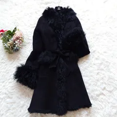 高級　ムートンコート　毛皮コート　ファーコート　ロングコート　羊毛皮　リアルファー　スエード　ブラック　黒　ベルト付き　美シルエット　Aライン　フロントフック　ラグジュアリー　冬コーデ　大人カジュアル