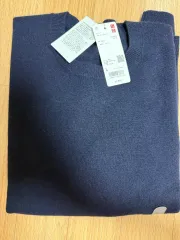 ユニクロ カシミア クルーネック ニット L ネイビー 新品